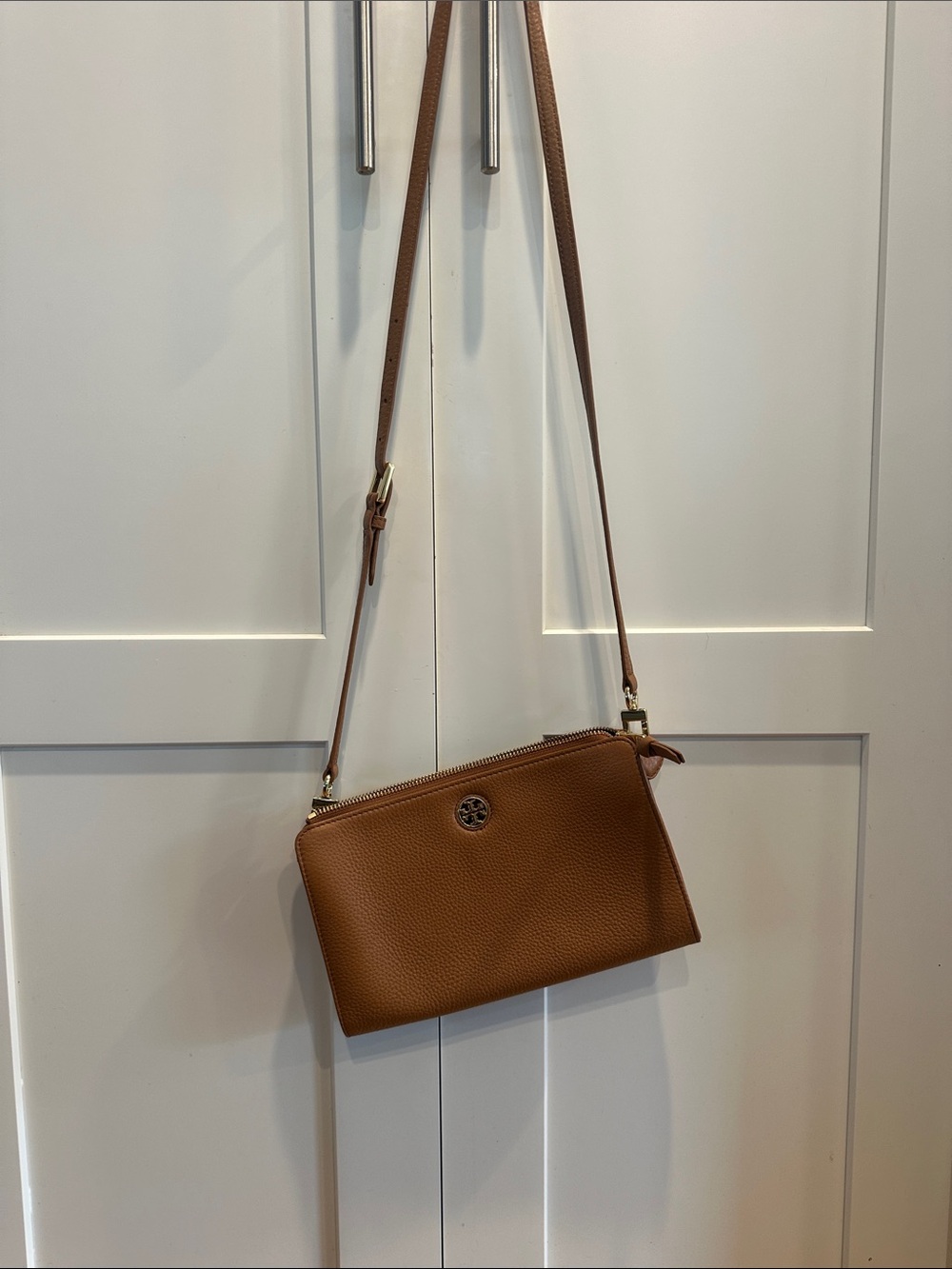 Authentic Tory Burch Brown Leather Crossbody Bag